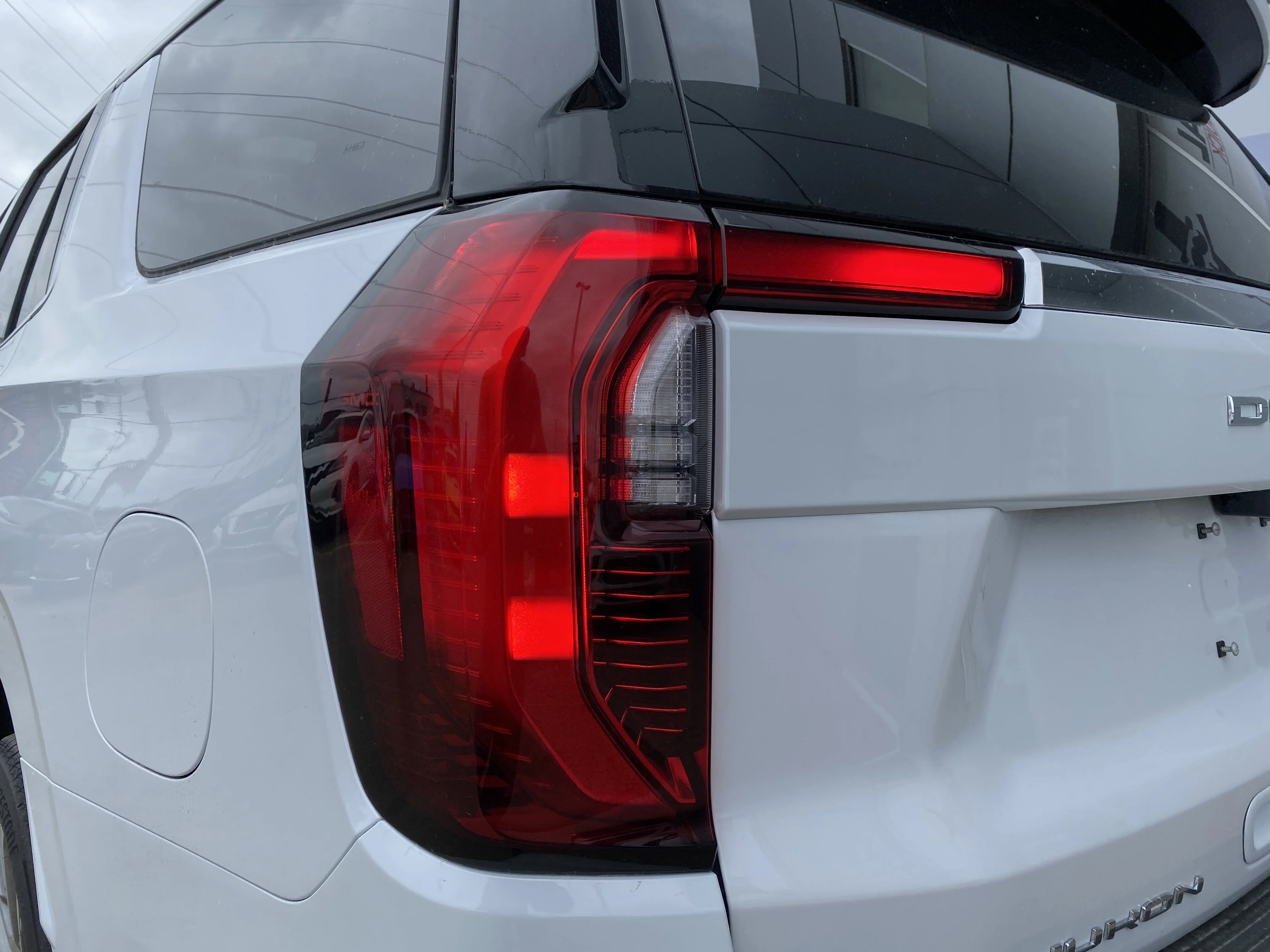 New 2026 GLACIER WHITE TRICOAT GMC Denali image 11