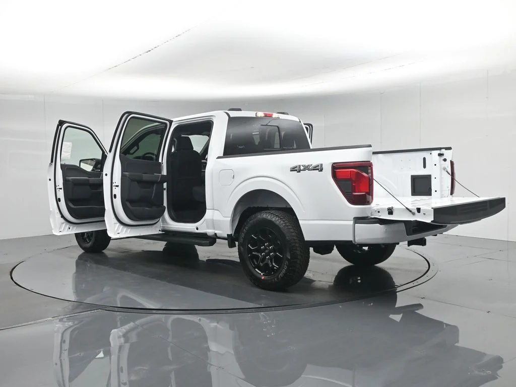 New 2026 White Ford XLT image 36