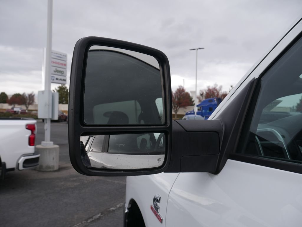 Used 2024 White Ram SLT image 9