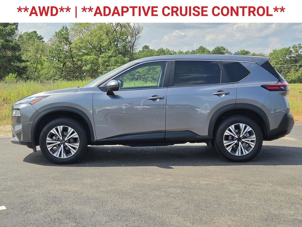 Used 2023 Gun Metallic Nissan SV image 5