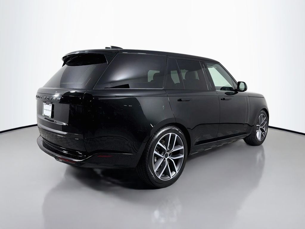 New 2026 Santorini Black Land Rover SE image 5