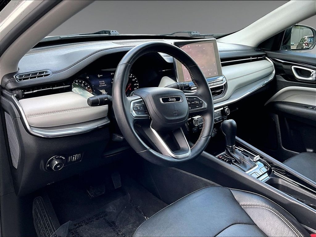 Used 2022 White Jeep Limited image 12
