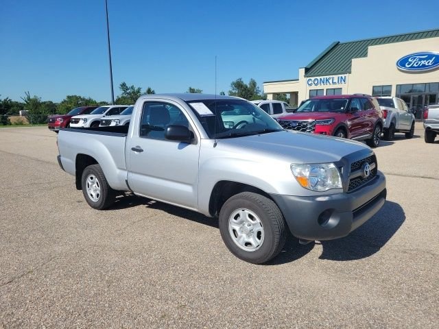 Used 2011 Silver Toyota Base image 12