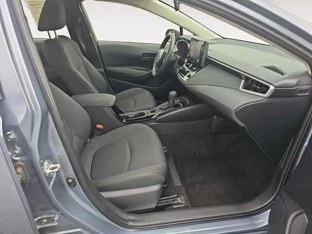 Used 2022  Toyota LE image 13