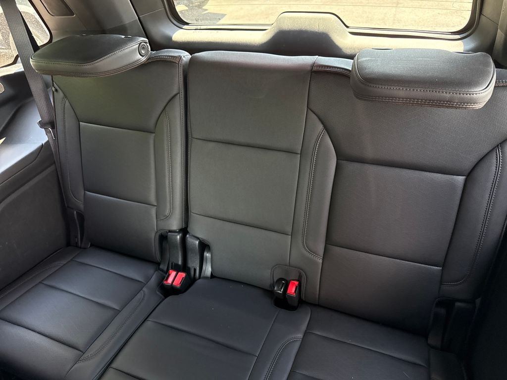 Used 2024 Gray Chevrolet High Country image 23