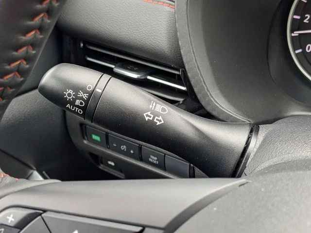 2025 Nissan Sentra SR - Photo 24