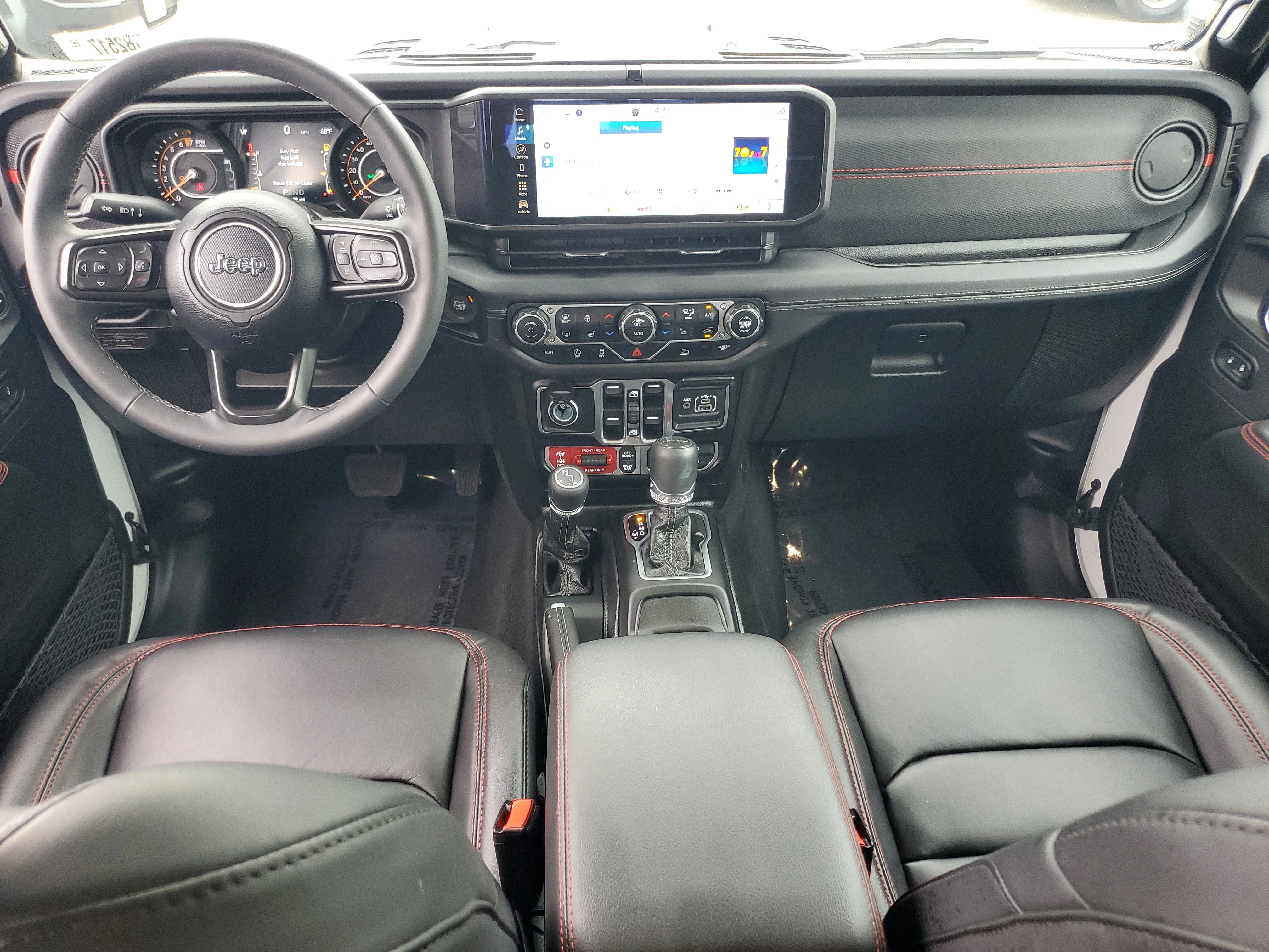 Used 2025 White Jeep Rubicon image 17