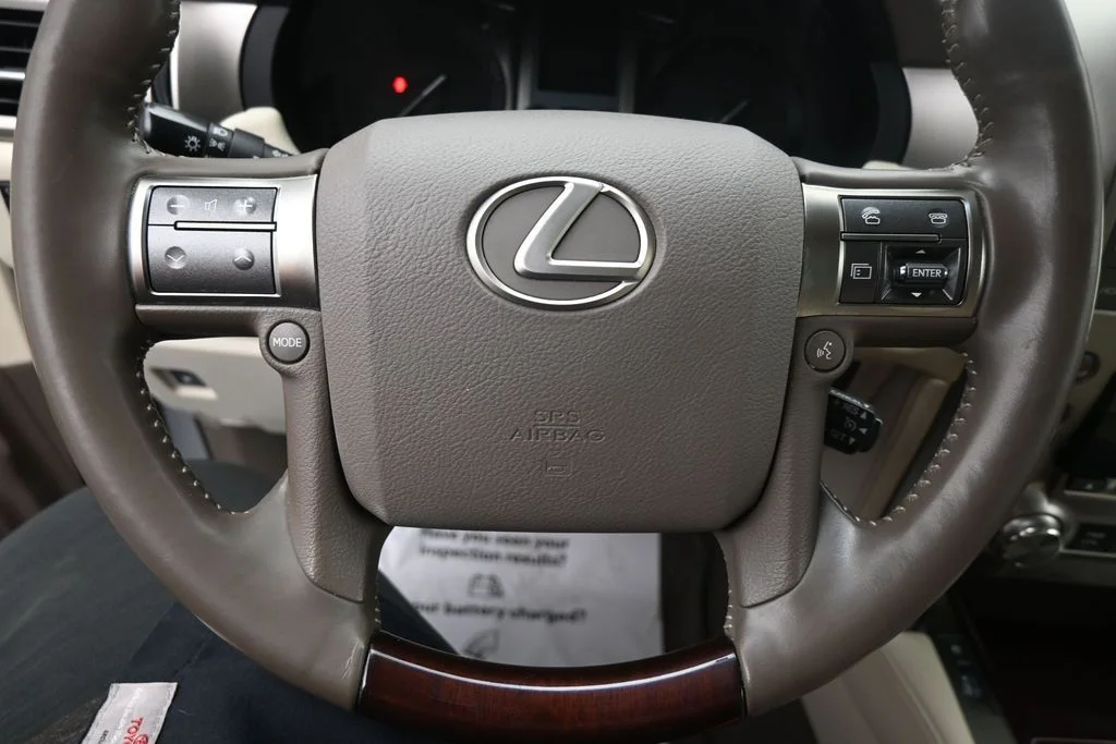 Used 2019 Silver Lexus 460 image 15