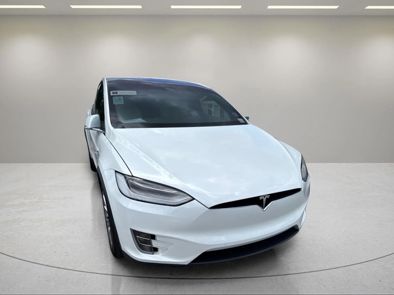 Used 2020  Tesla Long Range image 23