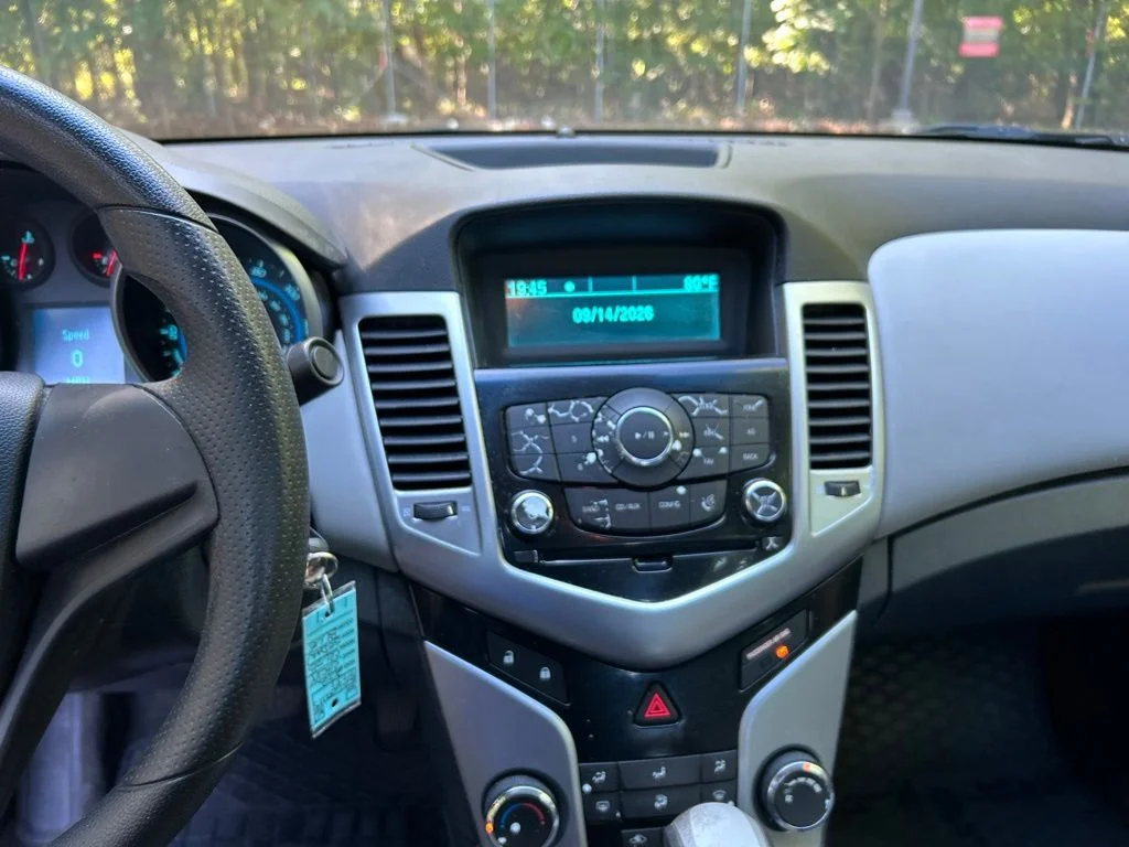 Used 2012 Blue Chevrolet LS image 17
