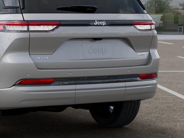 New 2026 Silver Zynith Exterior Paint Jeep Summit image 39