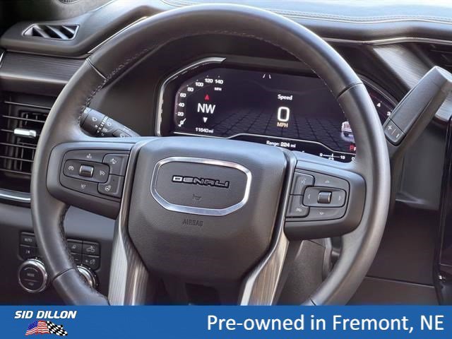Used 2025 White Frost Tricoat GMC Denali Ultimate image 11