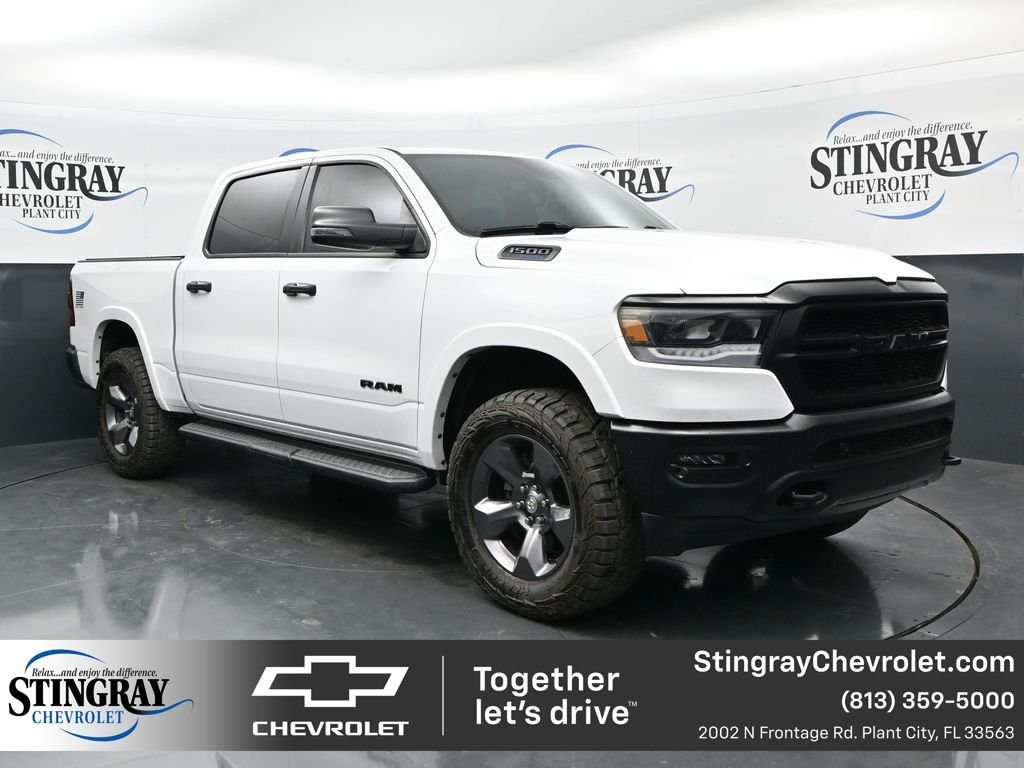 2023 RAM 1500 Big Horn/Lone Star 4x4 Crew Cab 5'7's photo