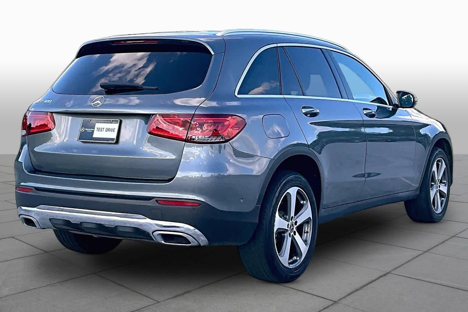 Used 2020 Selenite Grey Metallic Mercedes-Benz GLC 300 image 12