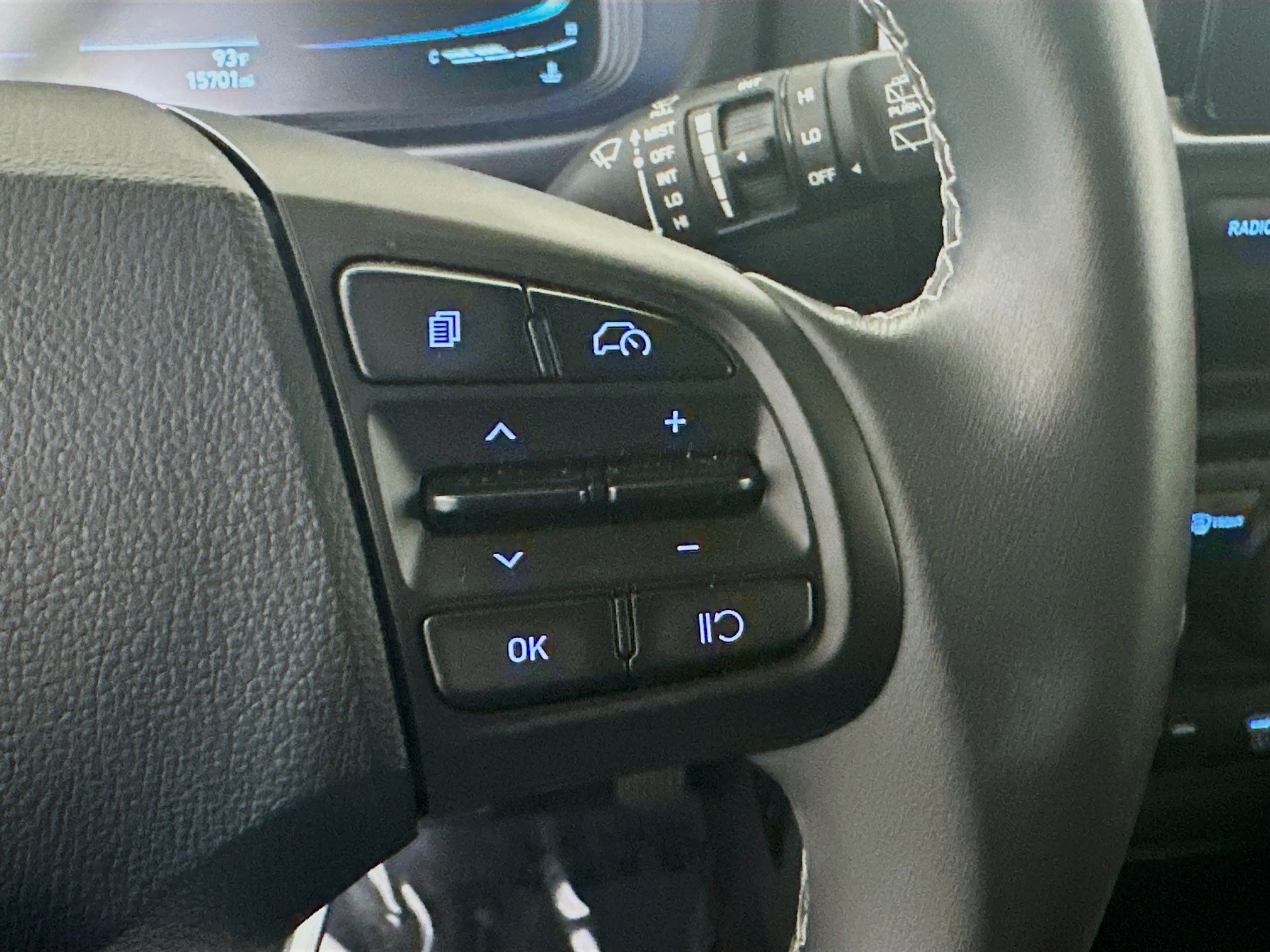 Used 2025 Intense Blue Hyundai SEL image 17