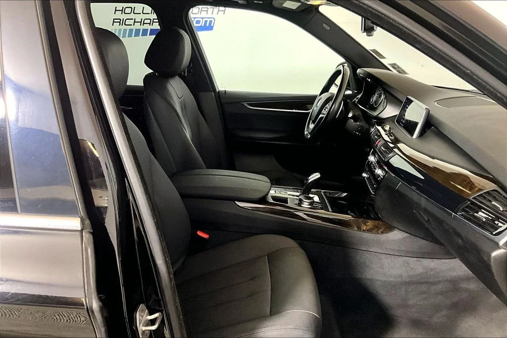 Used 2018 Jet Black BMW sDrive35i image 6