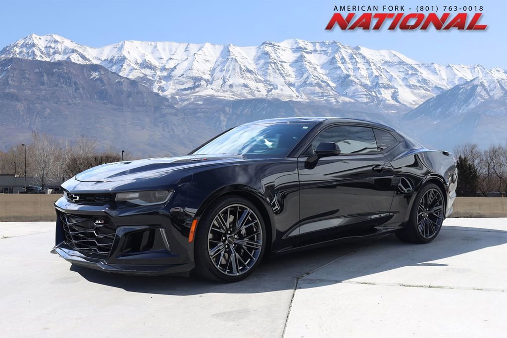 2021 Chevrolet Camaro ZL1 Coupe's photo