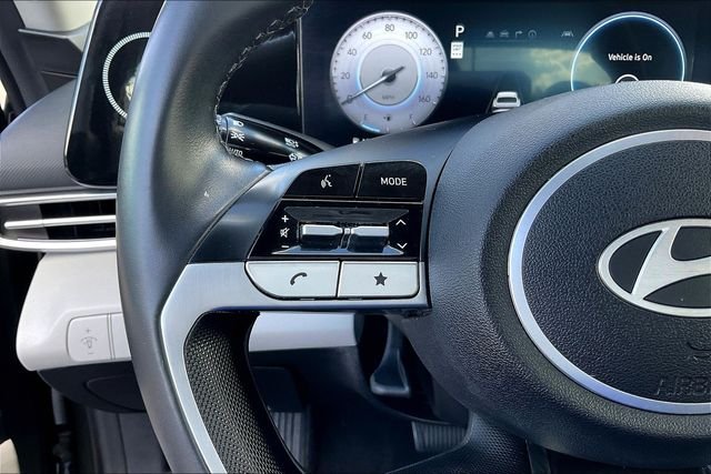 2024 Hyundai Elantra Limited - Photo 13