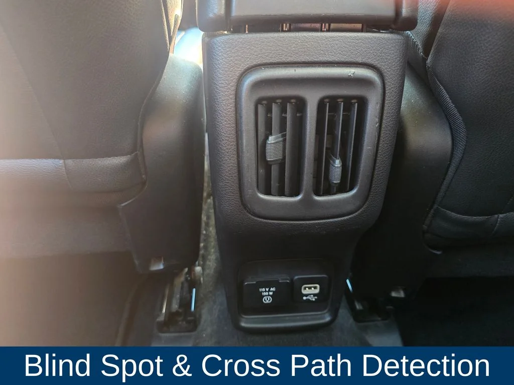 Certified Used 2018 Gray Jeep Limited image 12
