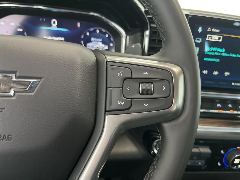 Used 2025 Gray Chevrolet RST image 7