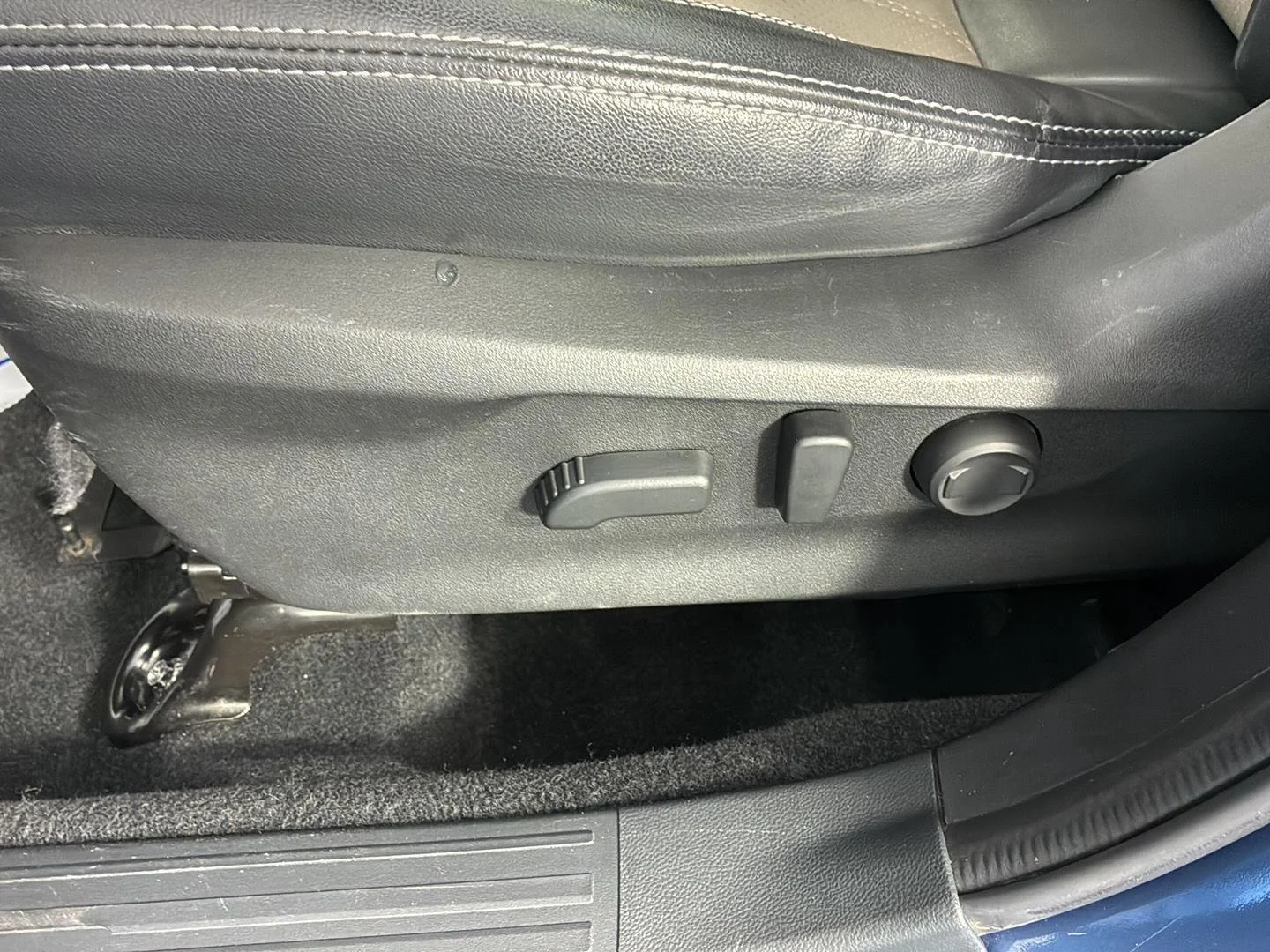 Used 2019 Horizon Blue Pearl Subaru Limited image 24