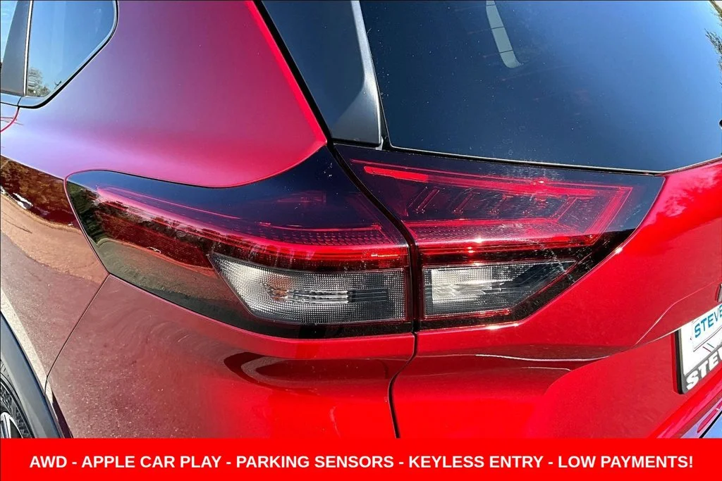 Used 2023 Red Nissan SV image 29