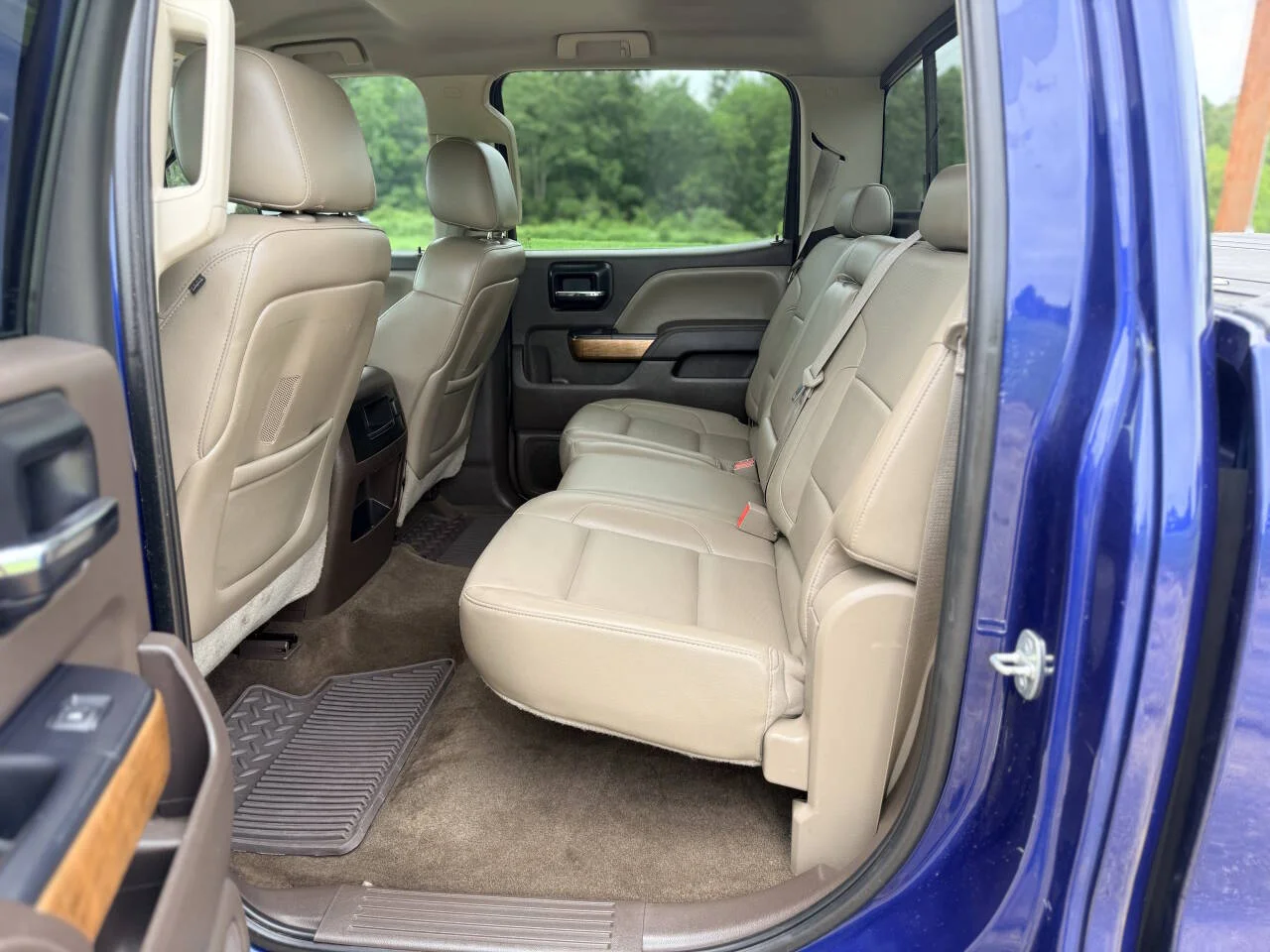 Used 2014 Blue Chevrolet LTZ Z71 4x2 4dr Crew Cab 5.8 ft. SB image 14