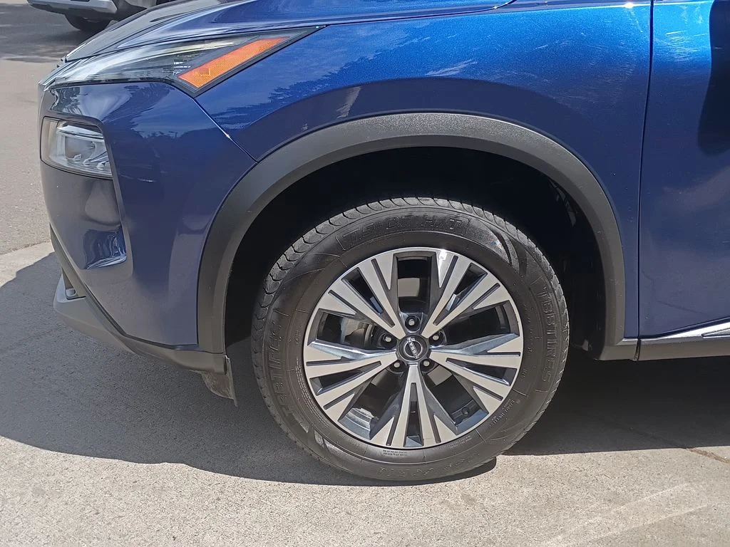 Used 2023 Caspian Blue Metallic Nissan SV image 8