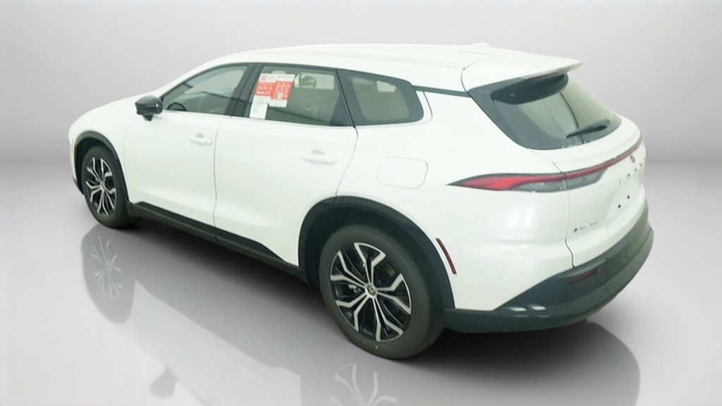 New 2026 Oxygen White Toyota XLE image 14