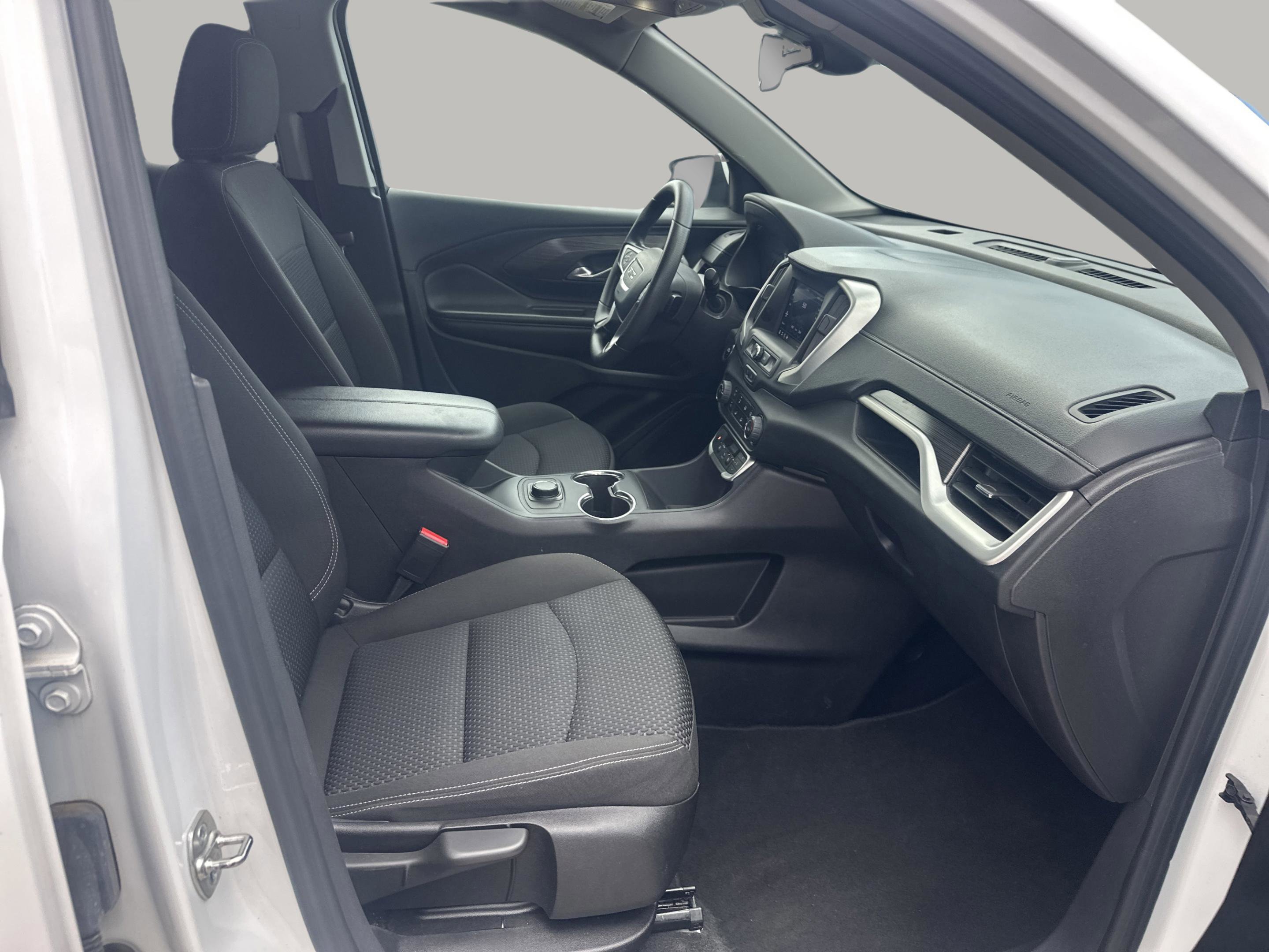 Used 2024 Summit White GMC SLE image 14