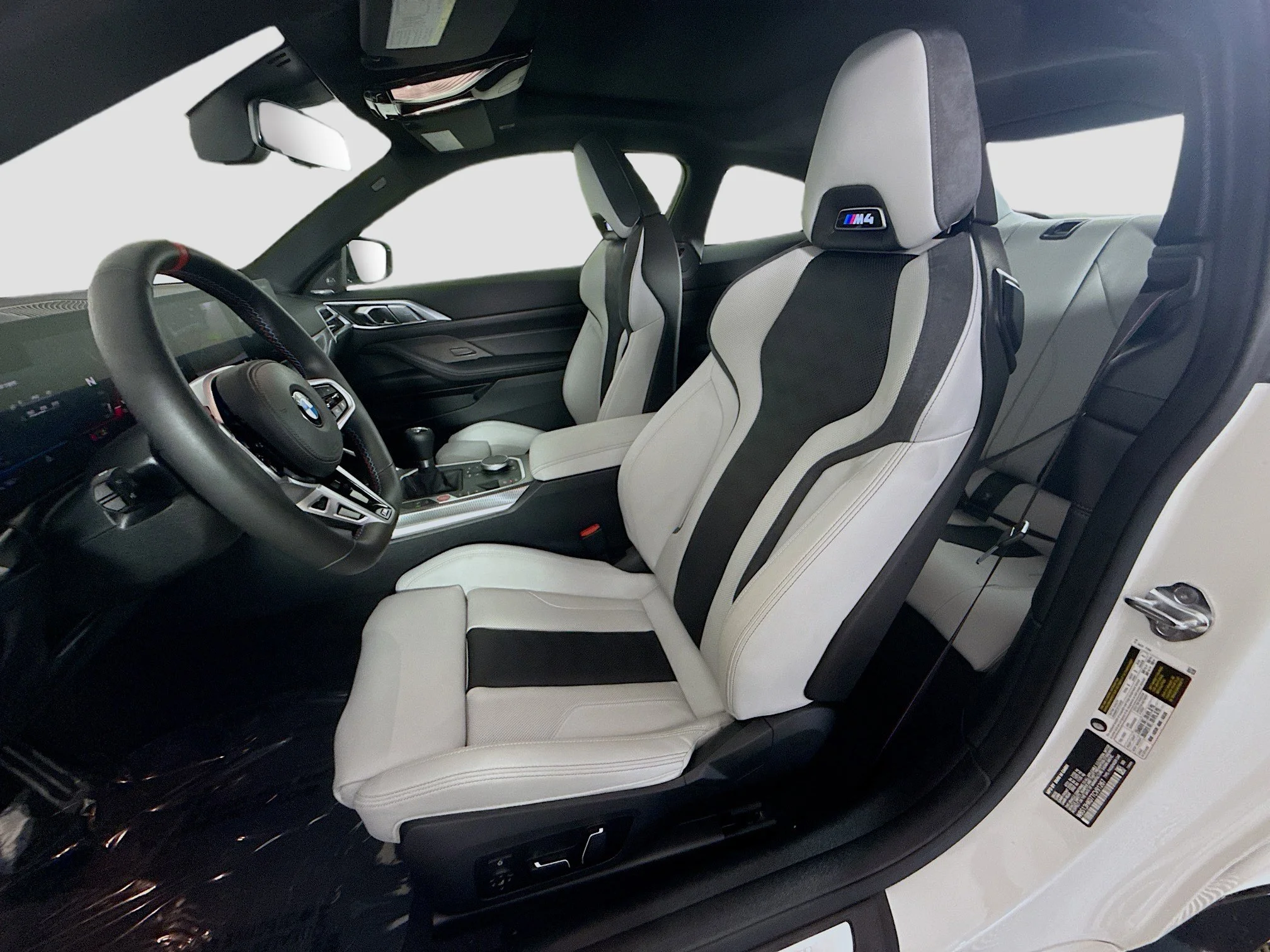 Used 2026 Alpine White BMW Base image 18