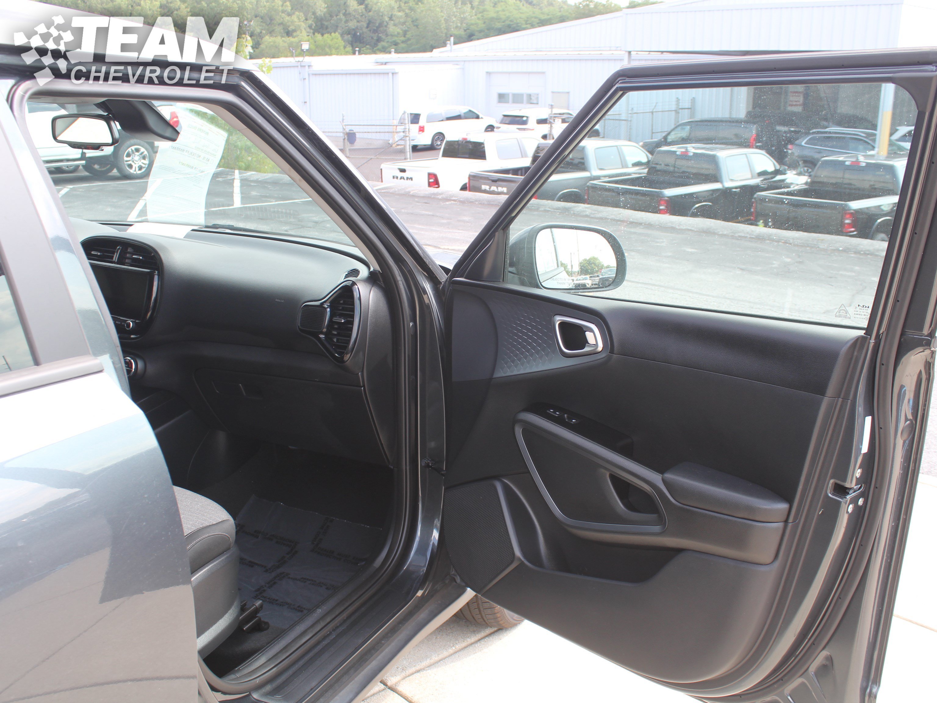 2023 Kia Soul EX - Photo 27