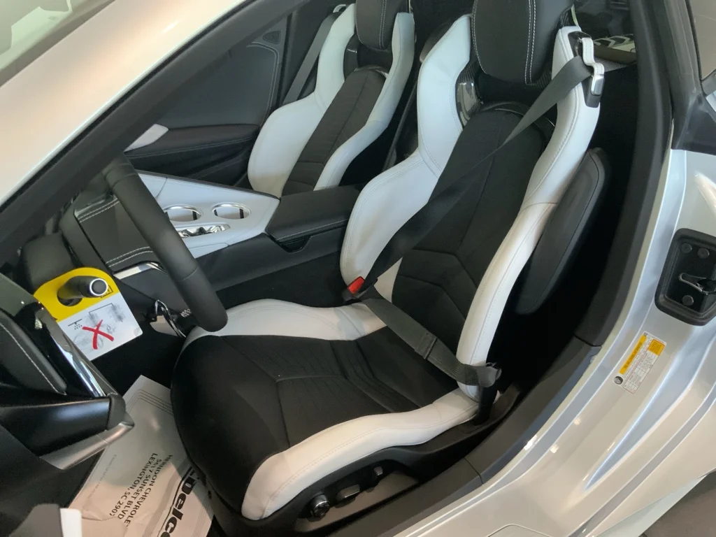 2026 Chevrolet Corvette 2LT - Photo 8