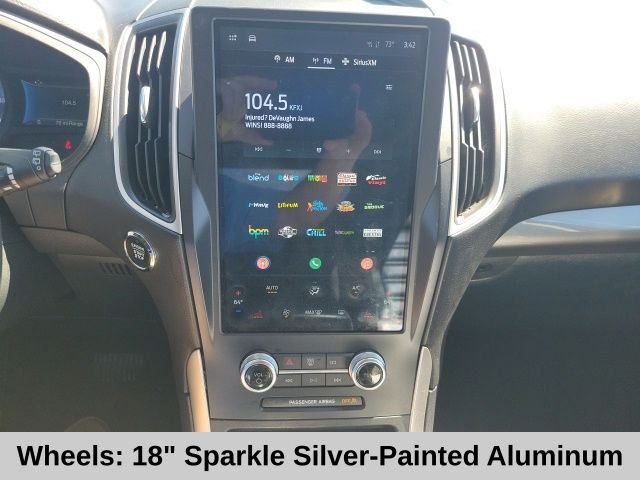 2024 Ford Edge SEL - Photo 11