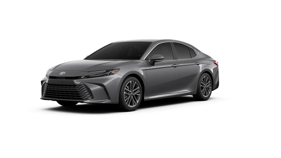 2026 Toyota Camry XLE Hybrid's photo