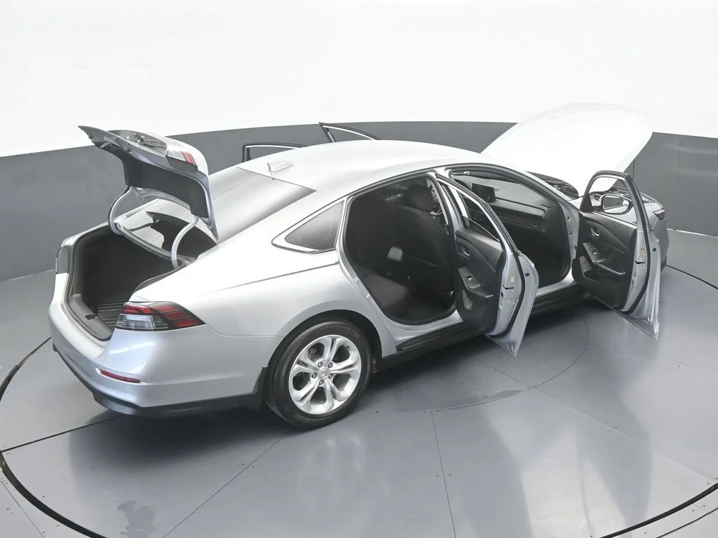 Used 2024 Silver Honda LX image 62