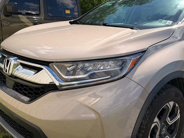 Used 2018  Honda Touring image 4