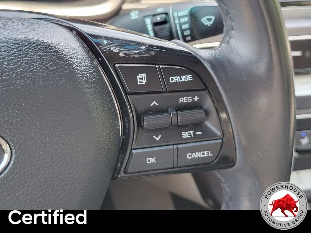 Used 2018 White Hyundai SEL image 28