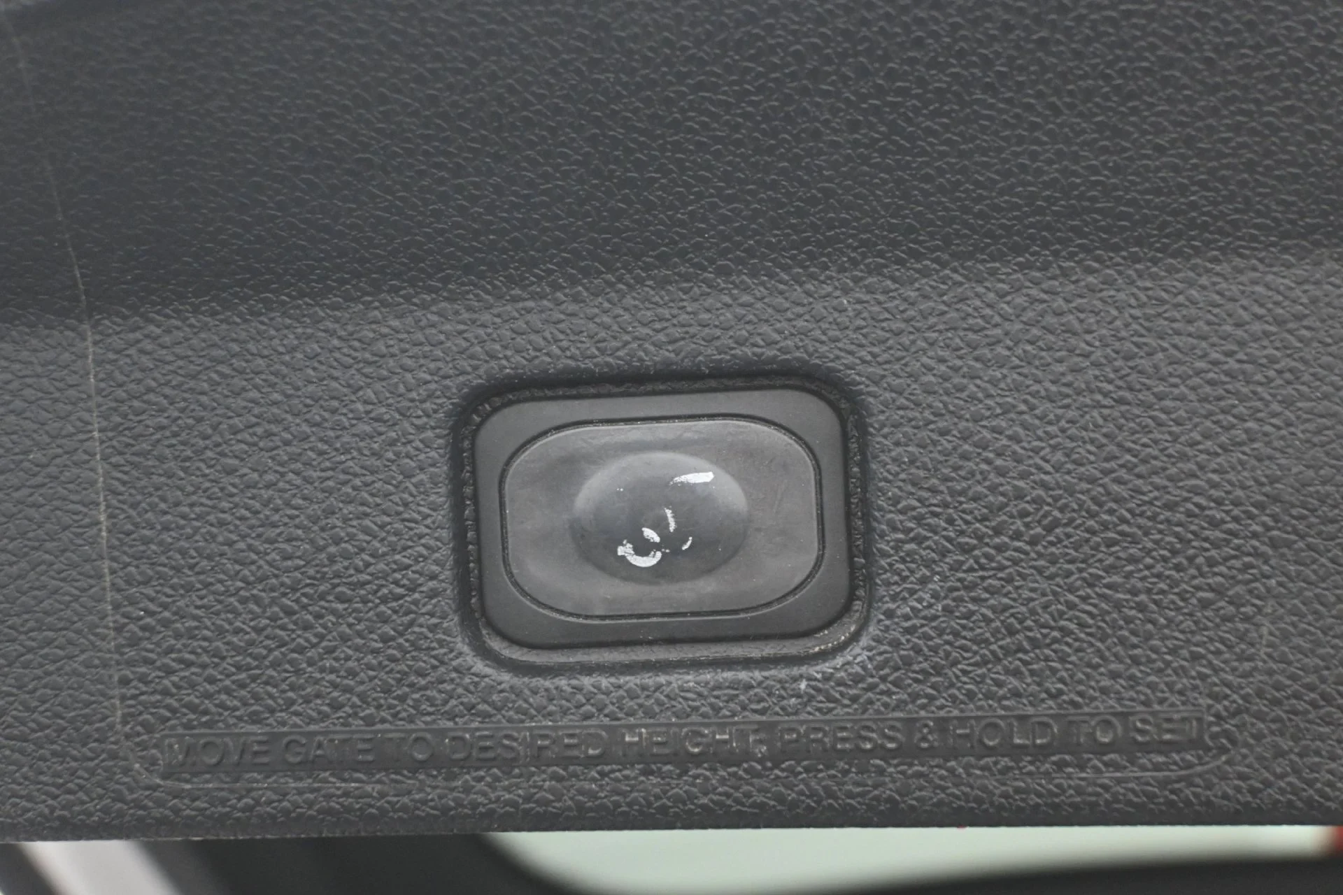 Used 2017  Ford Platinum image 17