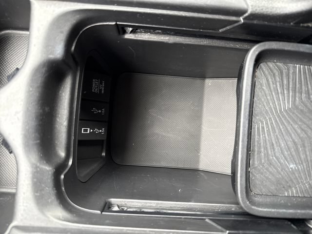 Used 2018  Honda EX-L image 26