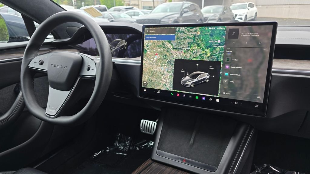 Used 2023 Stealth Gray Tesla  image 12