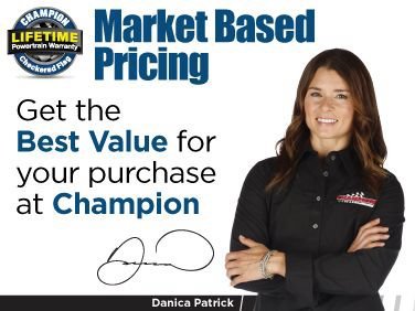 Used 2017 SUMMIT WHITE Chevrolet LT image 28