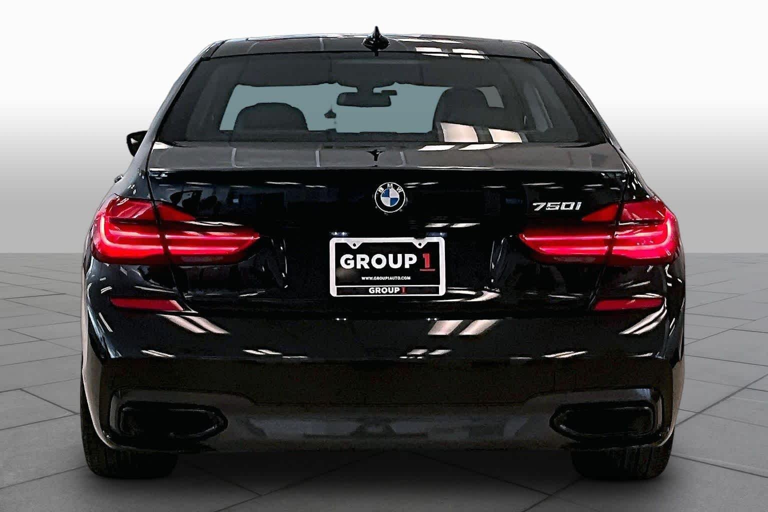 Pre-Owned 2019 BMW 750i 750i