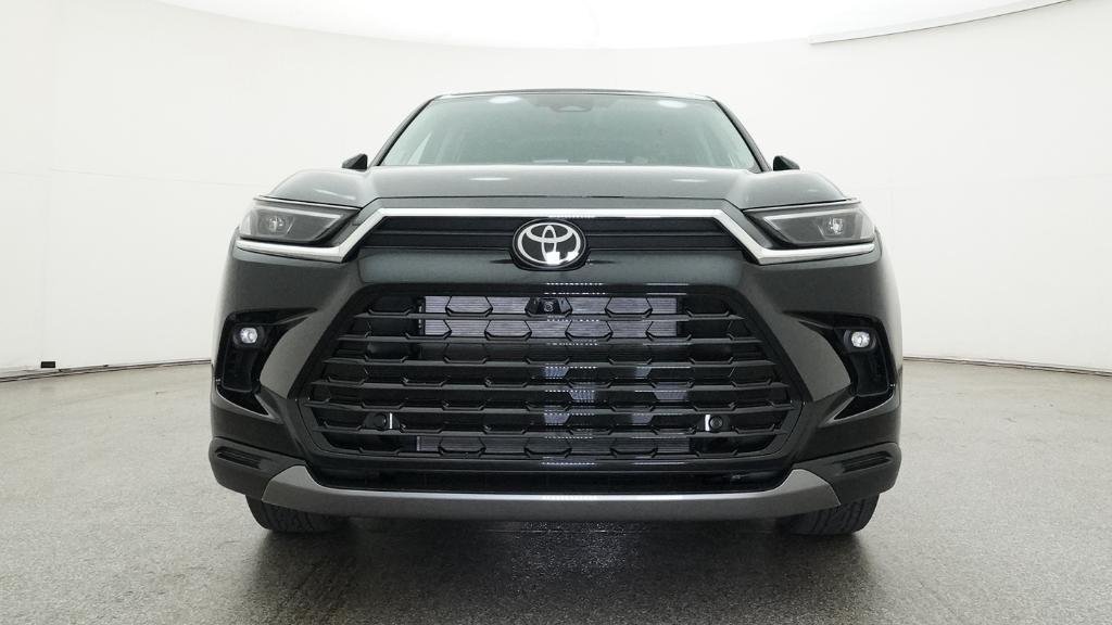 New 2026 Midnight Black Metallic Toyota Platinum image 49