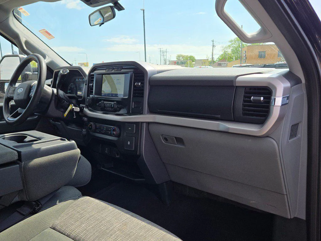 Certified Used 2023 Black Metallic Ford XLT image 7