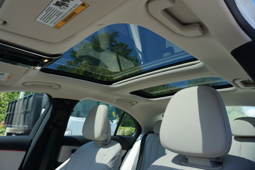 Used 2027 Polar White Mercedes-Benz E 350 image 14