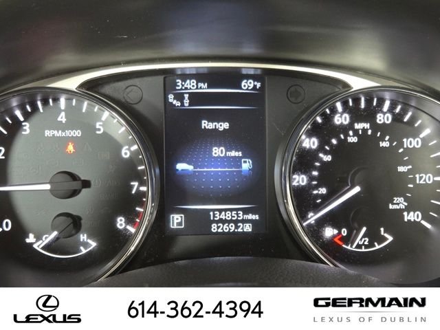 Used 2016 Silver Nissan SL image 24