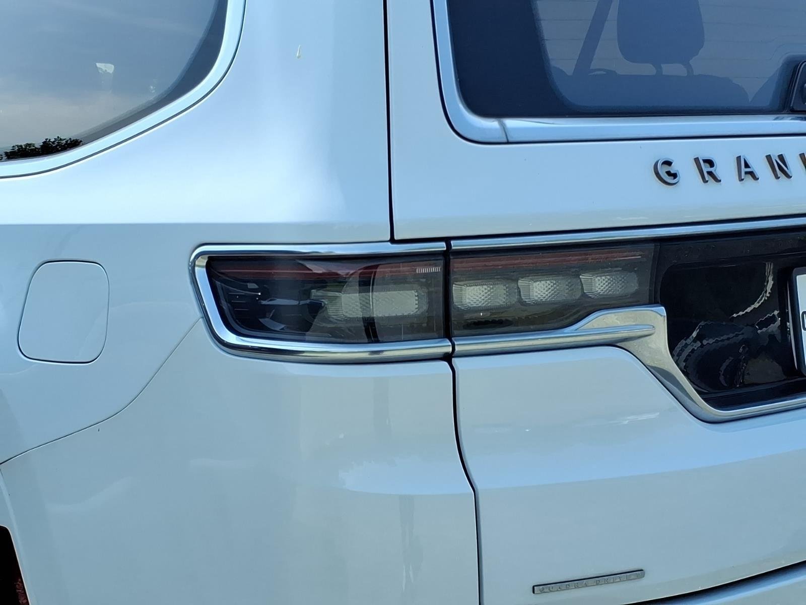 Used 2023 Bright White Clearcoat Jeep Series III image 13