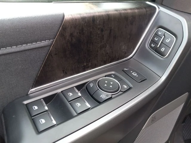 New 2026 Marsh Gray Ford Lariat image 11