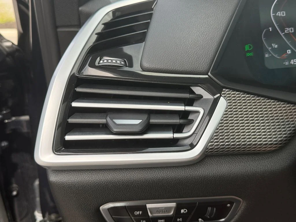 2022 BMW X5 M50i - Photo 34